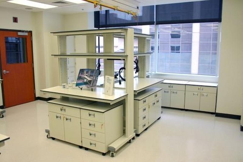 AT Villa Ergolab Mobile Laboratory Work Stations | LabRepCo, LLC